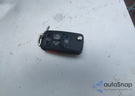 2015 Volkswagen Passat 1.8T Sel Premium z USA, uszkodzony, nr VIN 1VWCT7A37FC066376